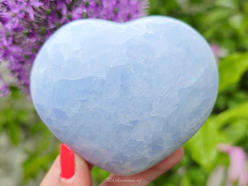 Nebesky modré srdce z kalcitu 321 gramů