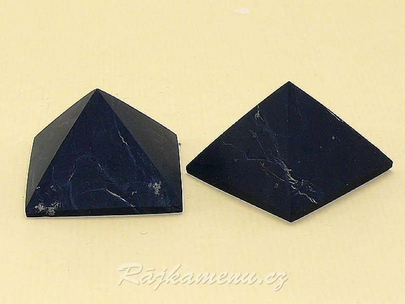 Šungitová pyramida 3cm