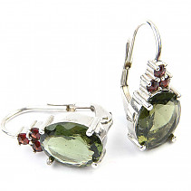 Moldavite and garnets oval earrings Ag 925/1000
