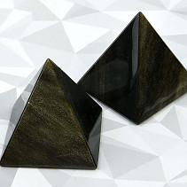 Pyramida ze stříbrného obsidiánu