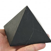 Šungit pyramida neleštěná 8cm (Rusko)