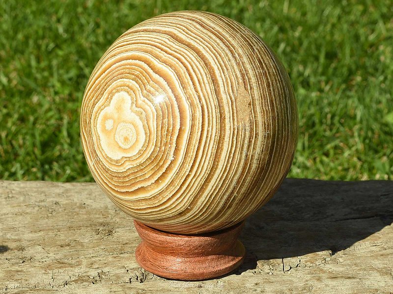 Aragonit koule na stojánku (10,5cm)