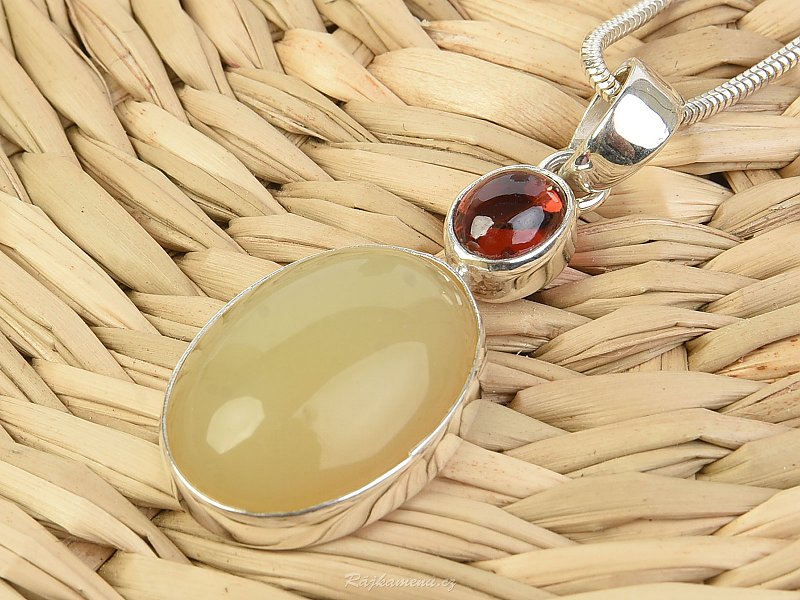 Silver pendant with agate stones and garnet Ag 925/1000