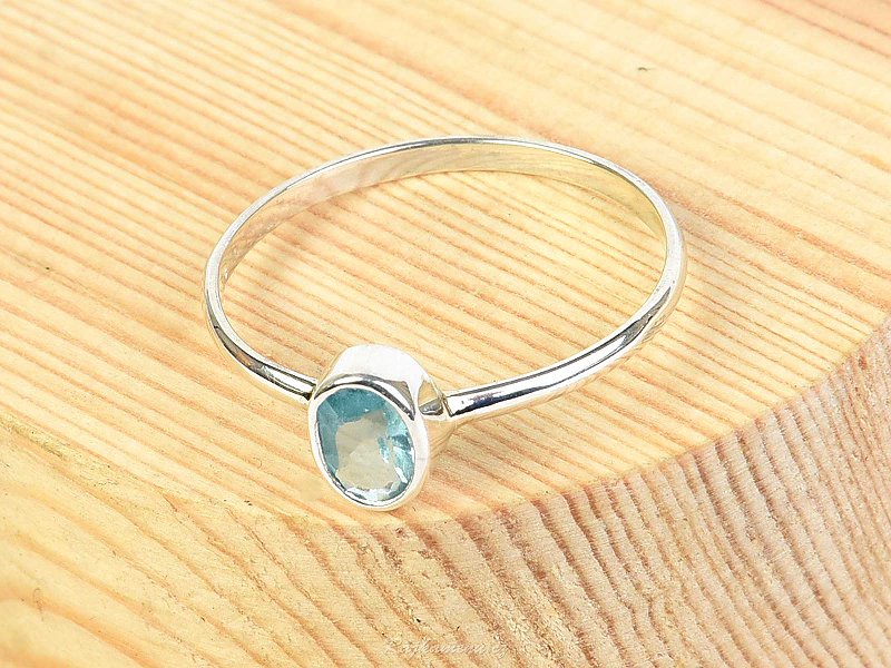 Silver ring apatite oval Ag 925/1000