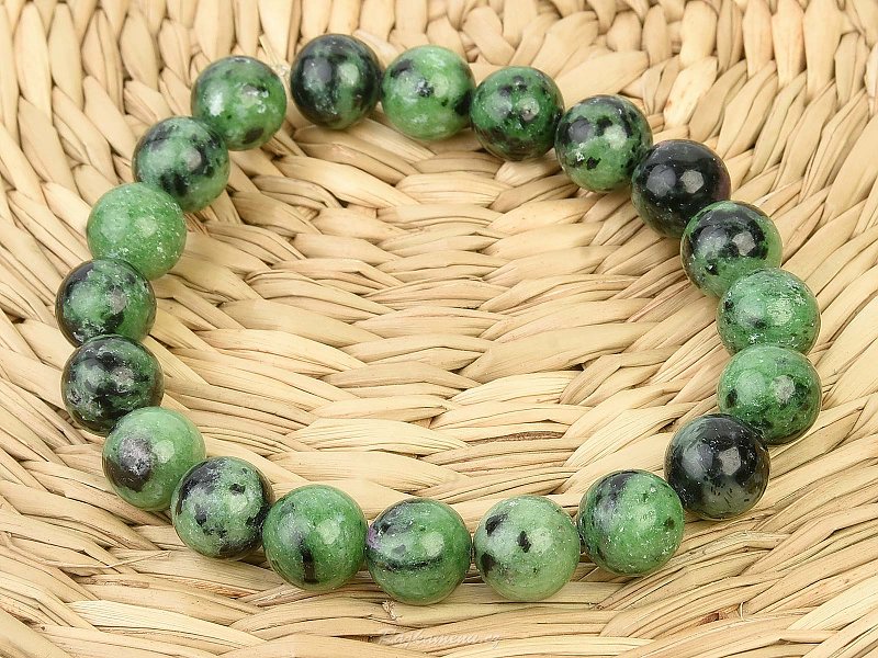 Ruby bracelet in zoisite smooth balls