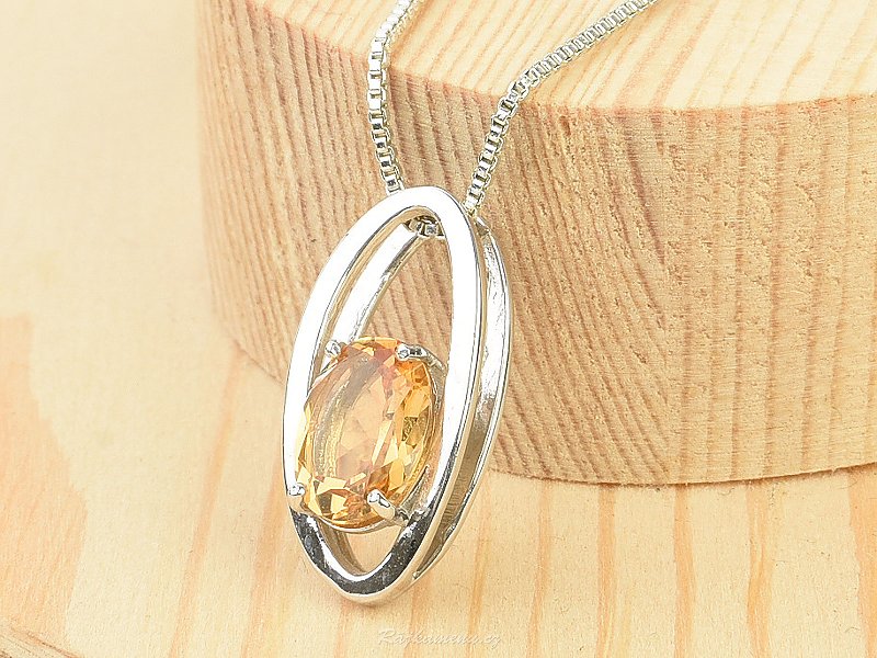Oval pendant with citrine Ag 925/1000 + Rh