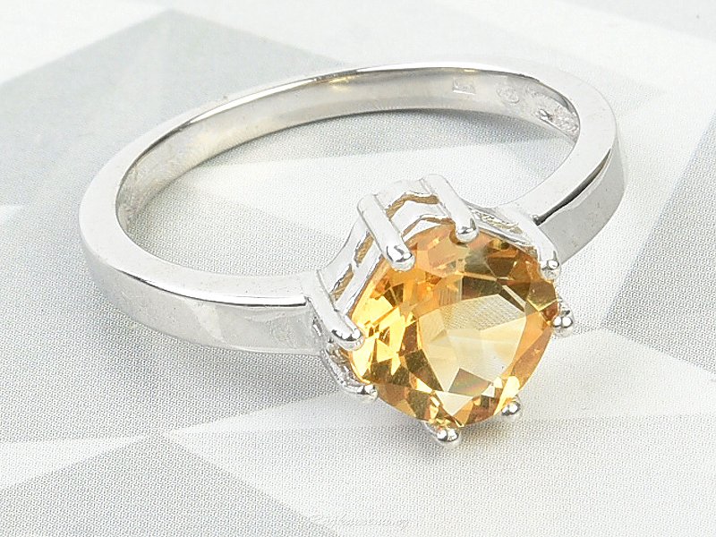 Prsten s broušeným citrínem Ag 925/1000+Rh
