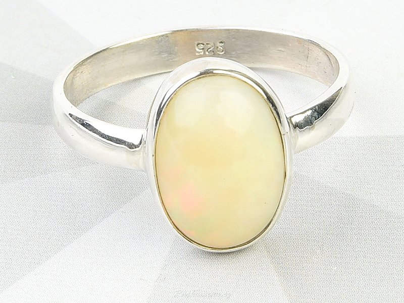 Precious opal ring Ethiopia size 58 Ag 925/1000 (2.7g)