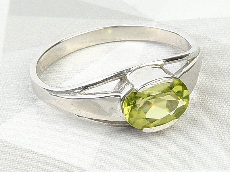Prsten s olivínem Ag 925/1000