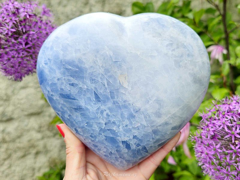 Large calcite heart 2135 grams