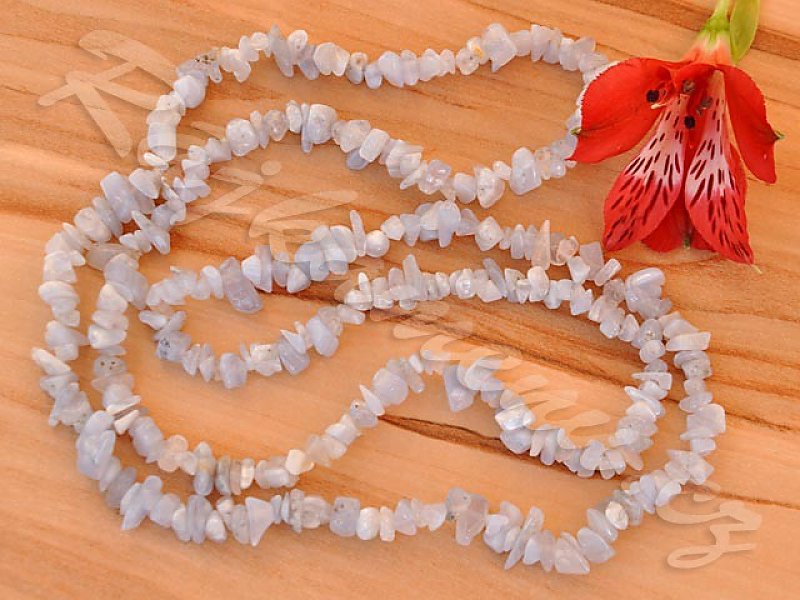 Chalcedony necklace 90 cm