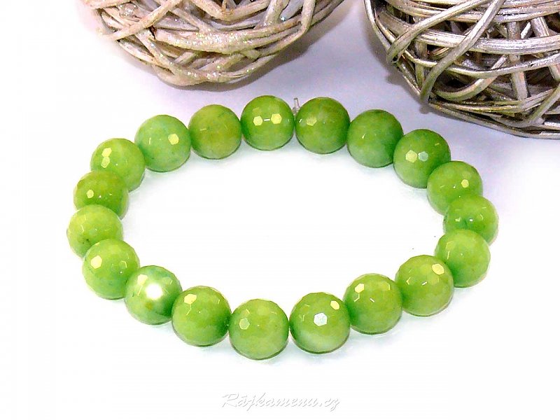 Bracelet of green balls (cut)