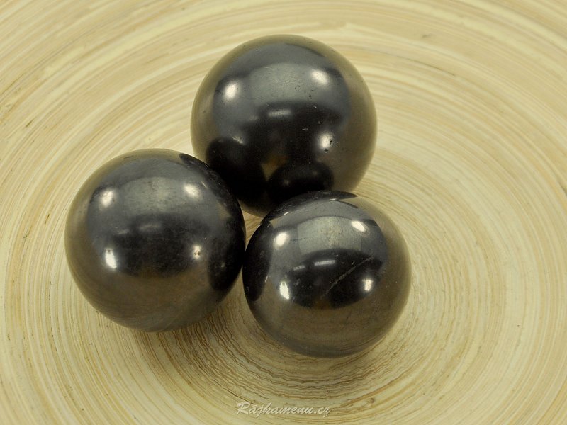 Balls of stone Shungites (Russia), about 50 g