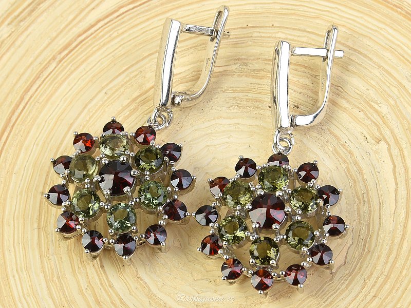 Moldavite garnet earrings with flower Ag 925/1000 Rh
