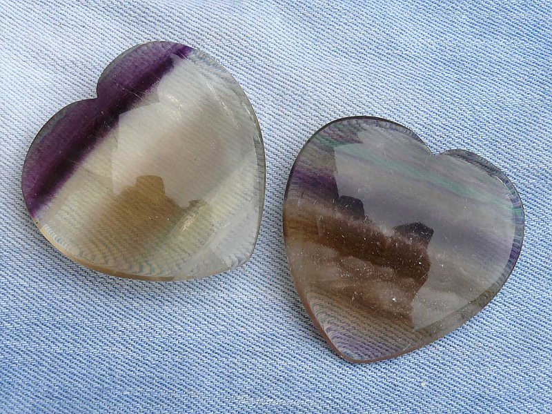 Flat heart of fluorite 4 cm