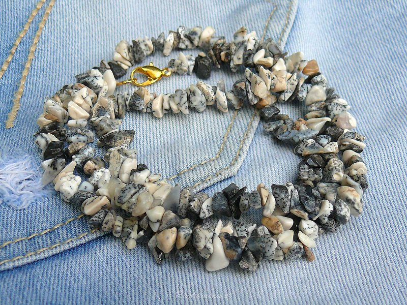 Opal necklace 60 cm dendritic chopped pieces