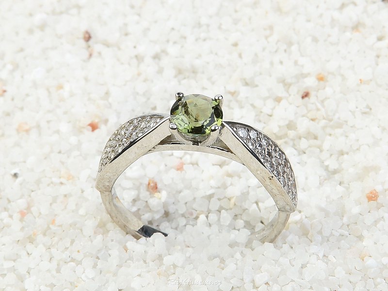 Ring with moldavite and zircons round 6 mm standard cut 925/1000 Ag + Rh