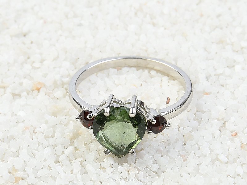 Ring with moldavite and garnets heart 8 x 8 mm standard cut 925/1000 Ag + Rh