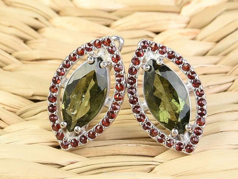 Earrings with moldavite and tear garnets 12 x 6mm standard Ag 925/1000 Rh
