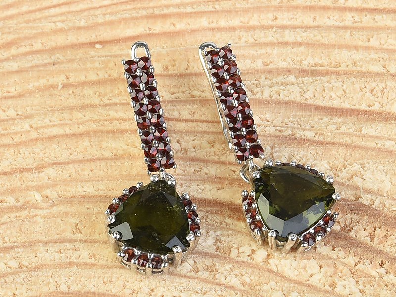 Hanging earrings with moldavite and Ag 925/1000 Rh standard garnet