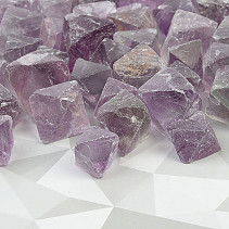 Fluorit přírodní krystal oktaedr z Číny cca 2cm
