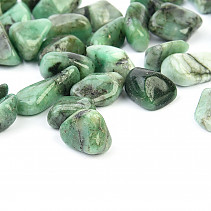 Hladký kámen smaragd cca 10-15mm