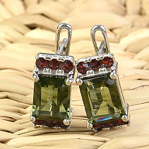 Earrings with moldavite and garnets rectangle 8 x 6mm standard cut Ag 925/1000 Rh