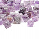 Krystal fluorit fialový oktaedr z Číny cca 1,5cm