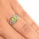 Prsten kytička s olivínem Ag 925/1000+Rh